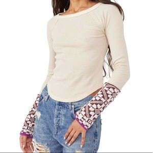 FREE PEOPLE NWOT - reversible cuff tee in oat, size M